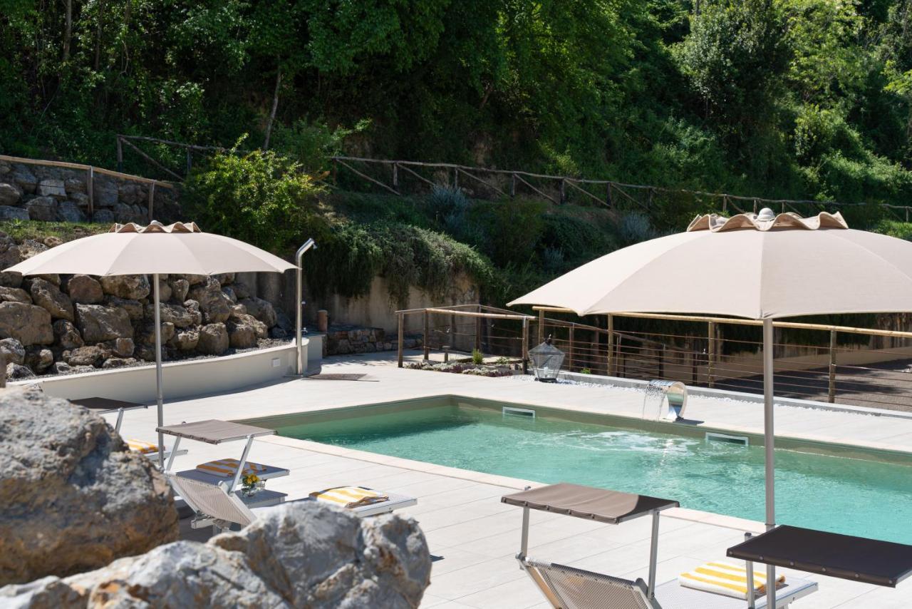 Villa Oliva - Pillo Holiday Villas 甘巴西 外观 照片